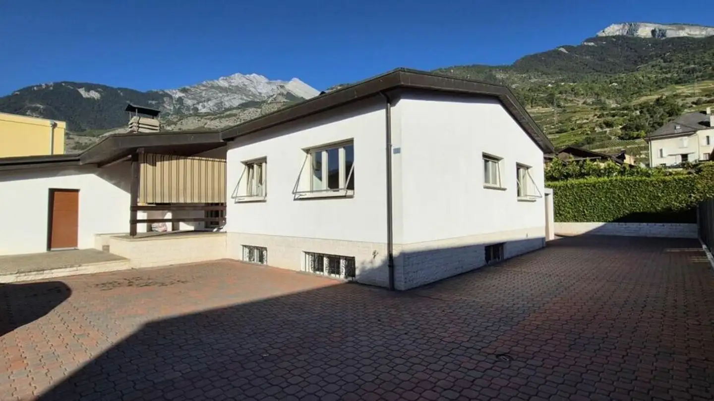 Single house for rent - Rue Du Pont 22, 1963 Vétroz