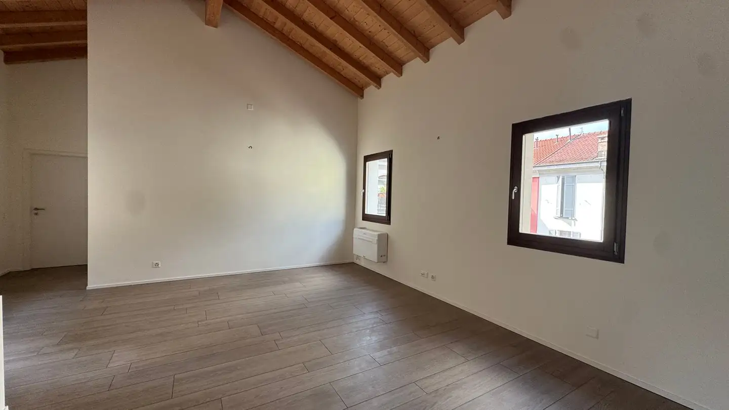 Spazio ufficio in affitto - 6830 Chiasso - Foto 2