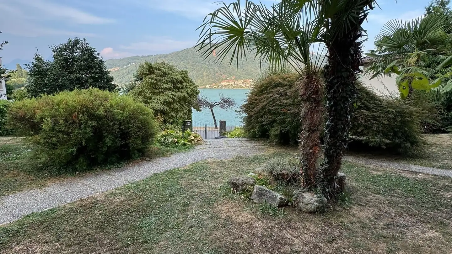 Mehrfamilienhaus kaufen - Via Meriggi 40, 6987 Caslano