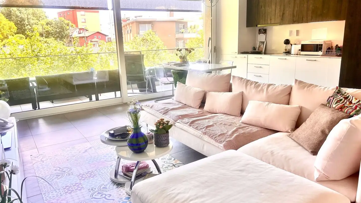 Appartement à louer - Via San Gottardo 175, 6648 Minusio