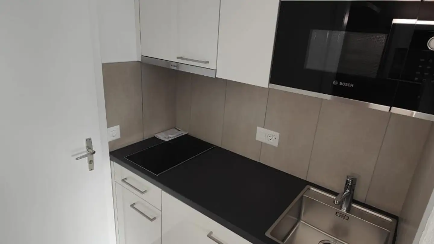 Studio à louer - Route de Neuchâtel 27, 2520 La Neuveville - Photo 2