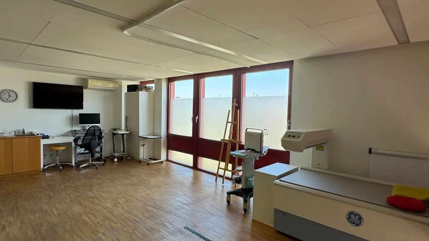 Spazio ufficio in affitto - Baarerstrasse 98, 6300 Zug - Photo 3