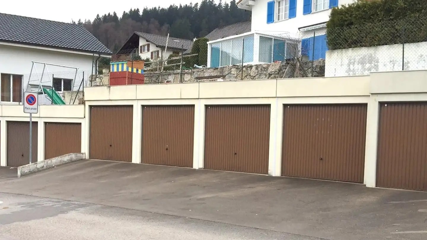 Einzelgarage mieten - 2108 Couvet