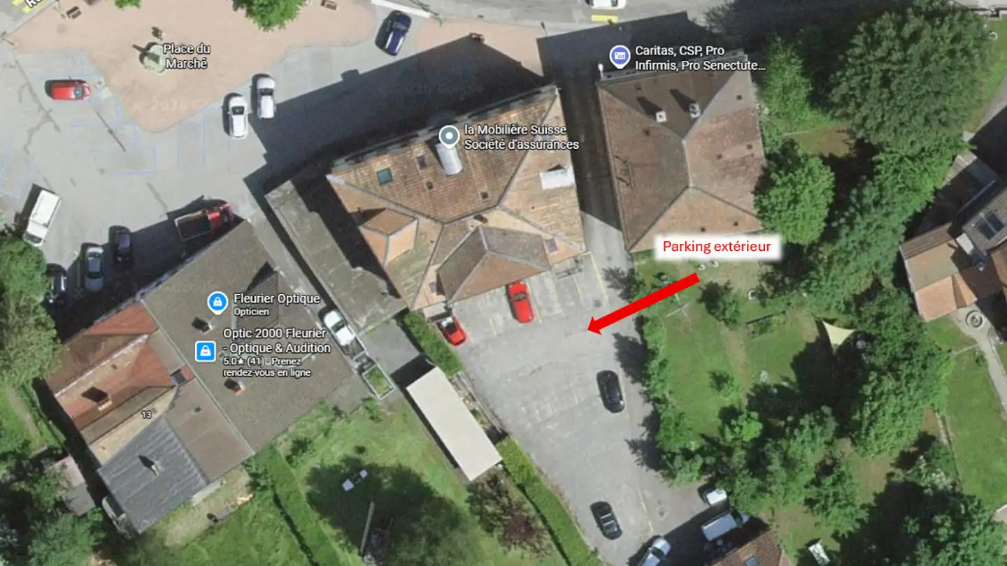 Outdoor parking space for rent - Grand-Rue, 2114 Fleurier