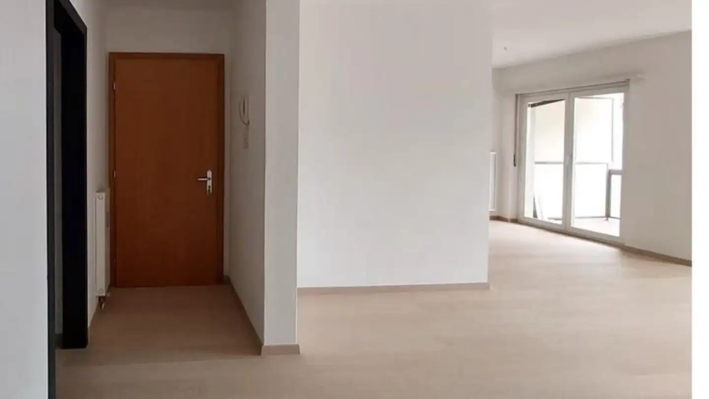 Appartamento in affitto - Via Del Tiglio, 6512 Giubiasco - Foto 2