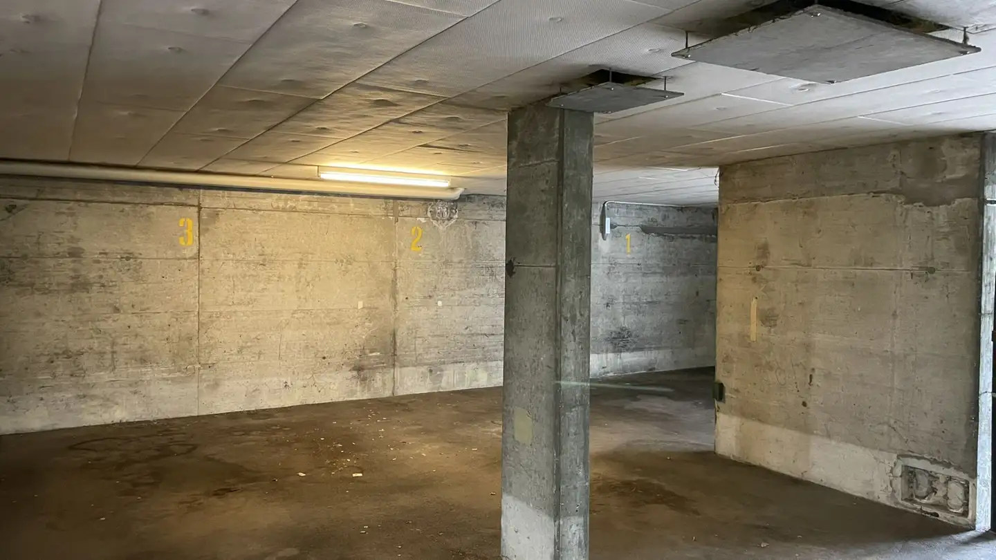 Parcheggio sotterraneo in affitto - Chränzlerstrasse, 8302 Kloten - Photo 4
