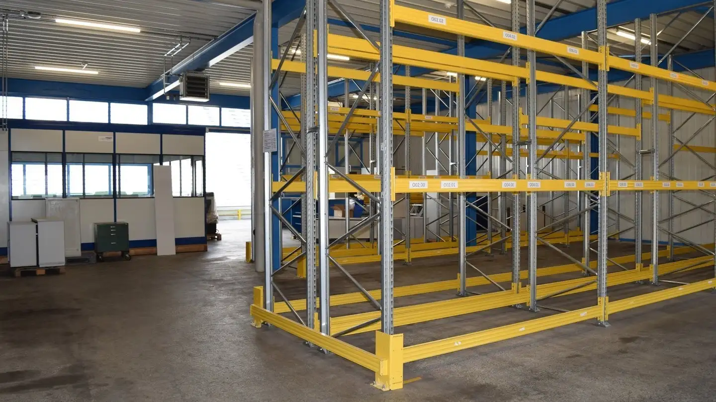 Immeuble industriel à louer - Hühnerhubelstrasse 95, 3123 Belp