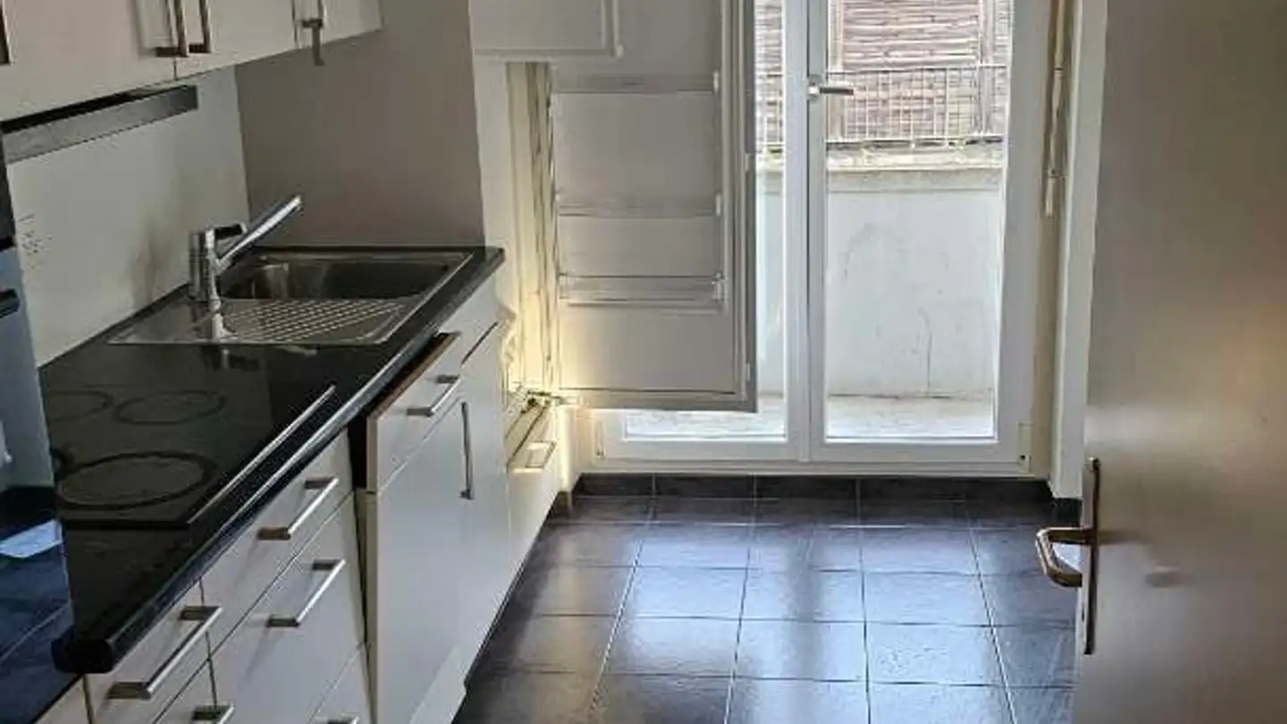 Appartement à louer - Chemin Du Tilleul / Lindenweg 6, 2503 Biel/Bienne - Photo 2