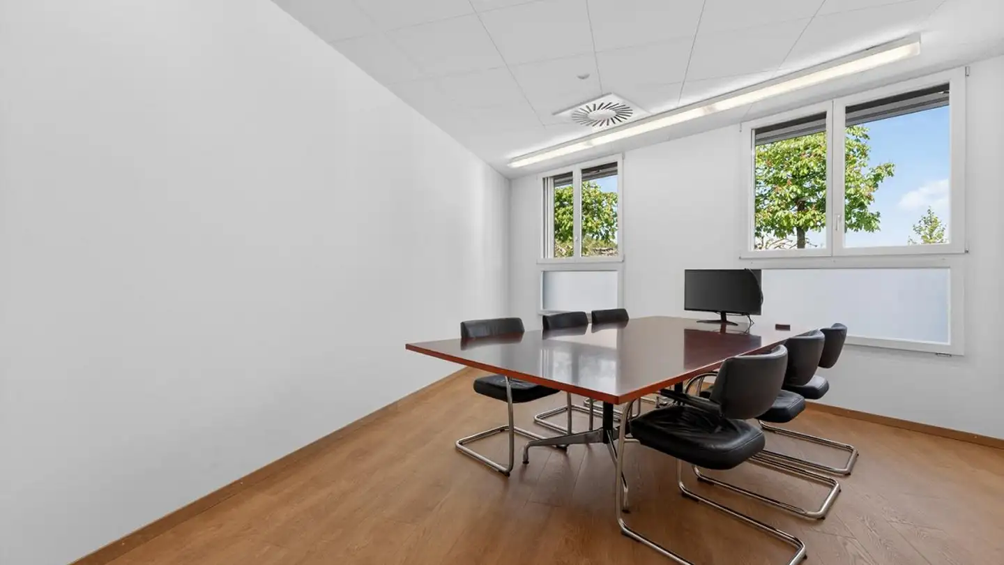 Bureau à louer - Sonnenbergstrasse 11, 6052 Hergiswil NW