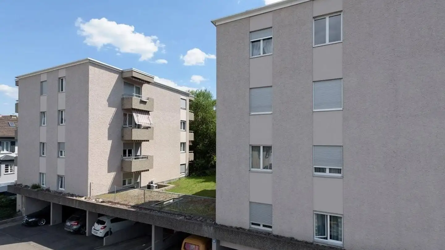 Place de parking extérieure à louer - Langwiesstrasse 25, 8050 Zürich