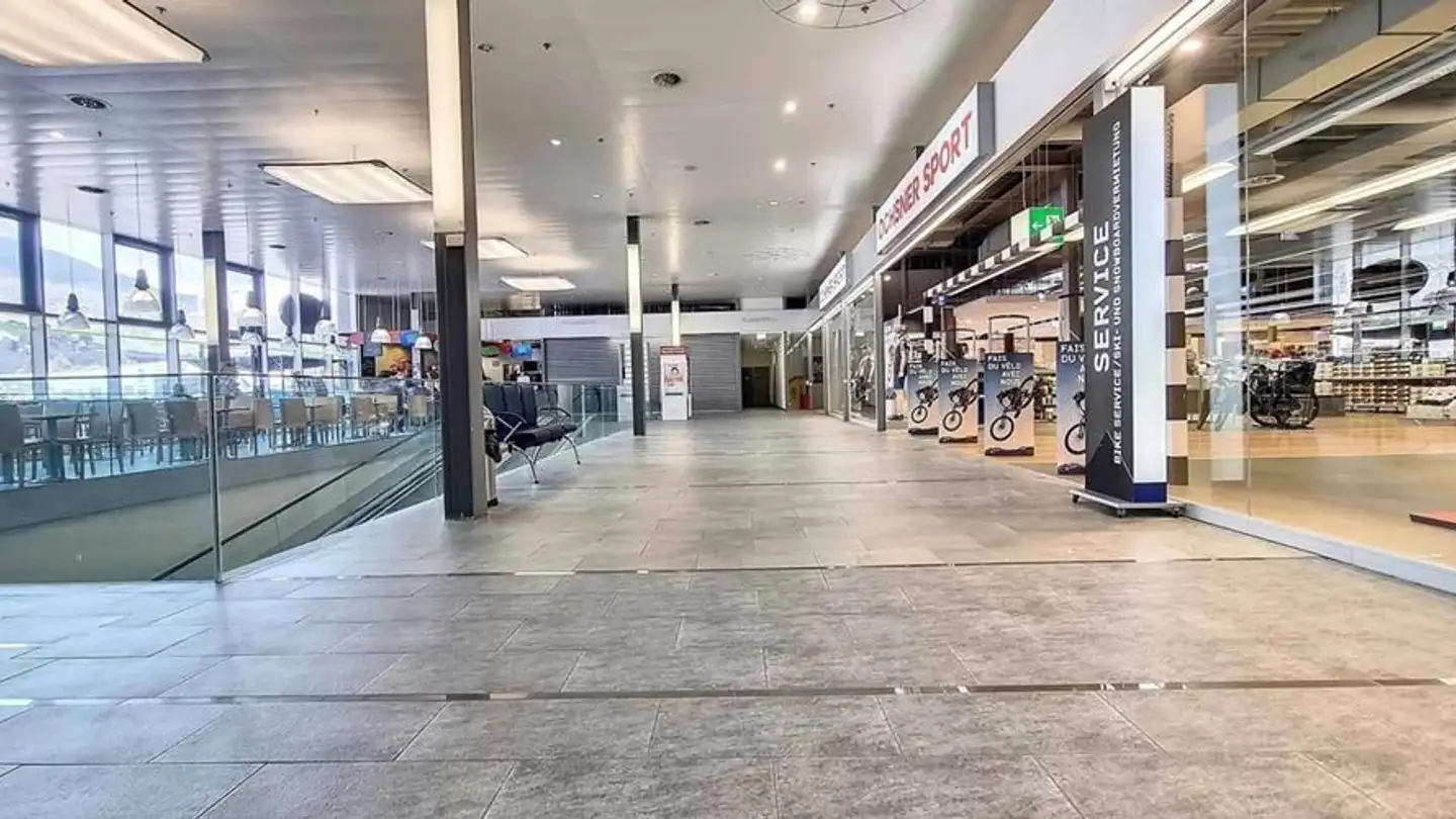 Magasin à louer - Route Cantonale 4, 1964 Conthey