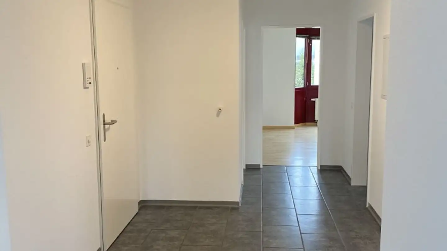 Appartement à louer - Rue De La Farrère 21, 2830 Courrendlin - Photo 4