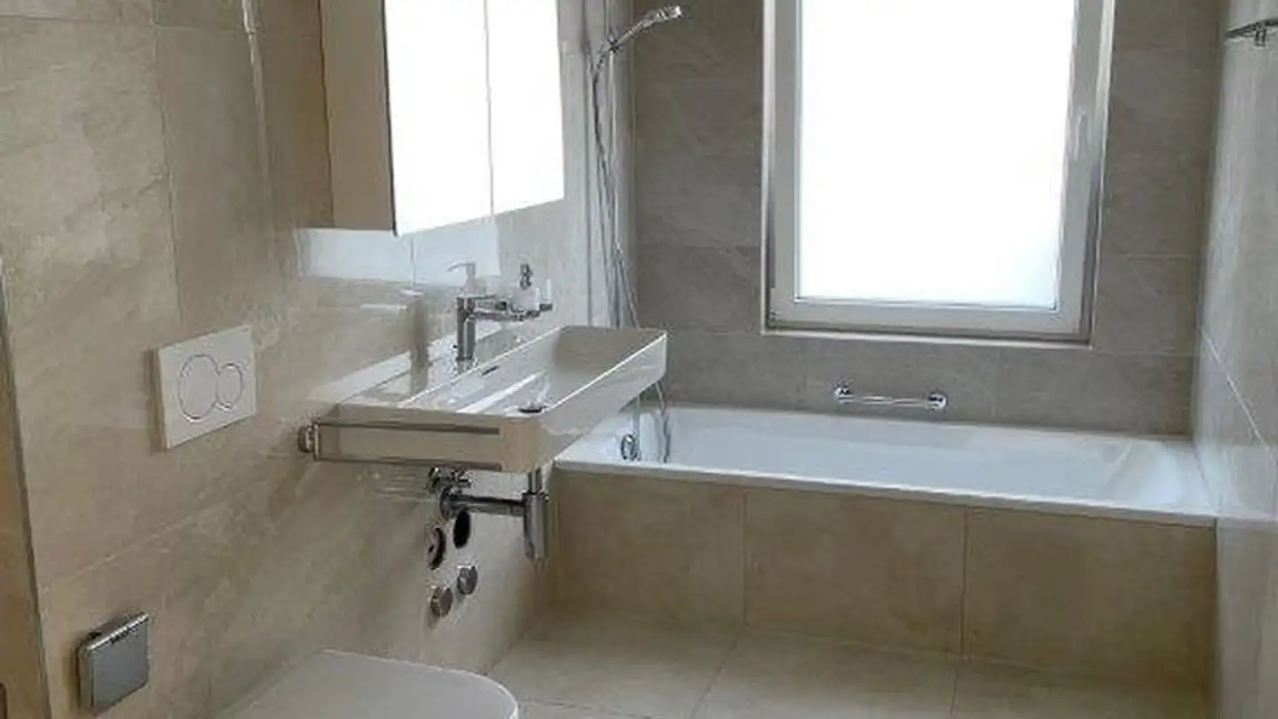 Wohnung mieten - Wehntalerstrasse 574, 8046 Zürich - Foto 3