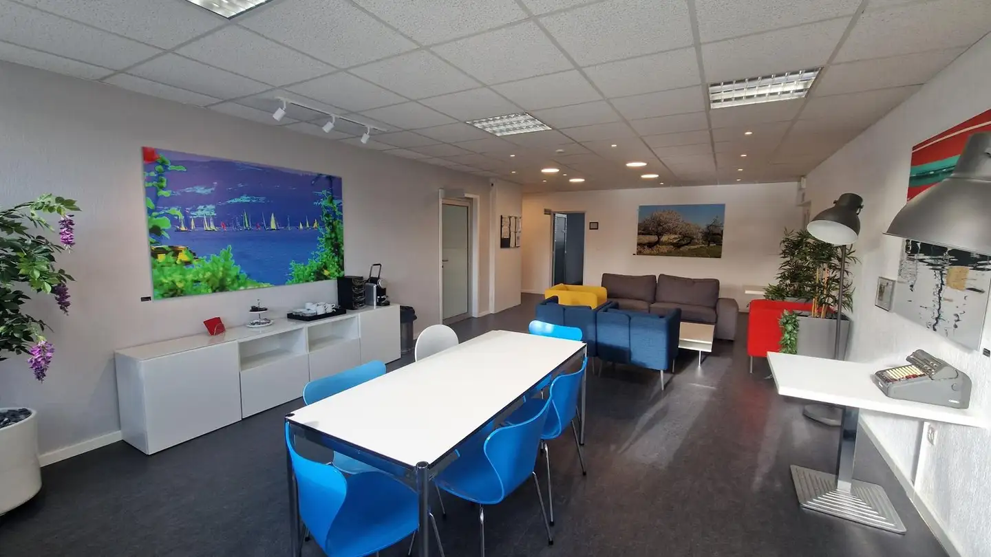 Bürofläche mieten - Hölzliwisenstrasse 5, 8604 Volketswil - Foto 3