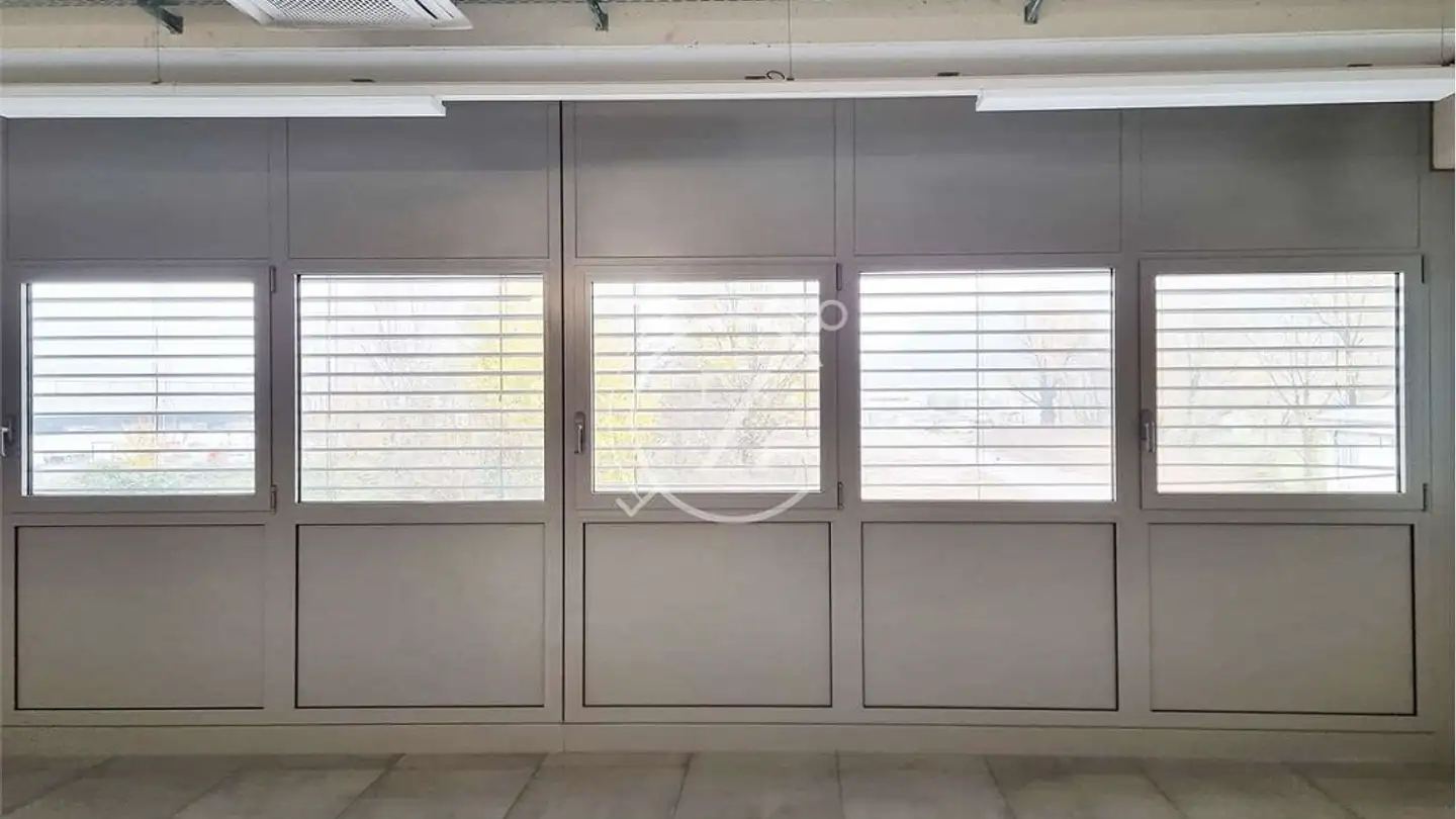 Spazio ufficio in affitto - Via Passeggiata, 6828 Balerna - Photo 2