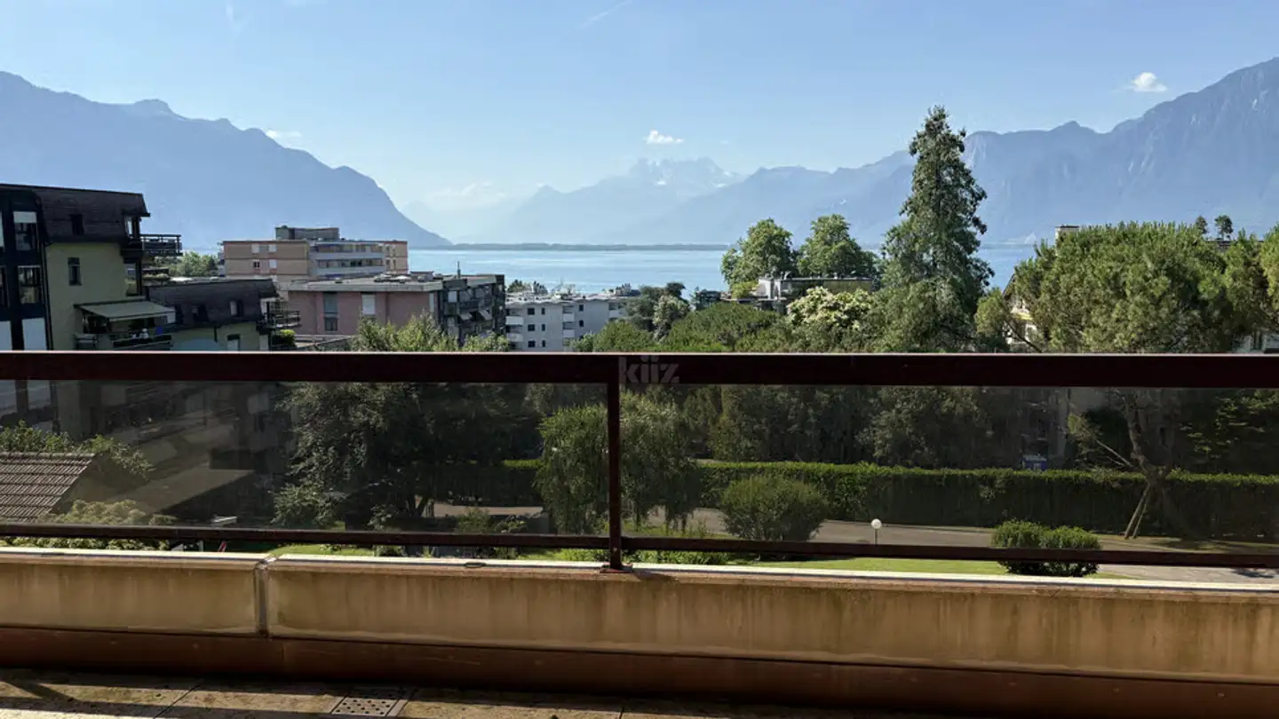 Apartment for sale - 1815 Clarens