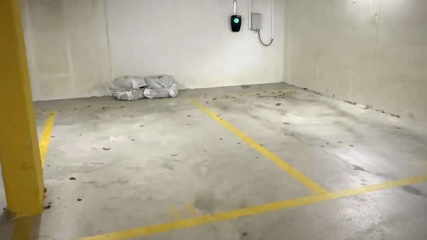 Garage individuel à louer - Regulastrasse 15, 8046 Zürich - Photo 3