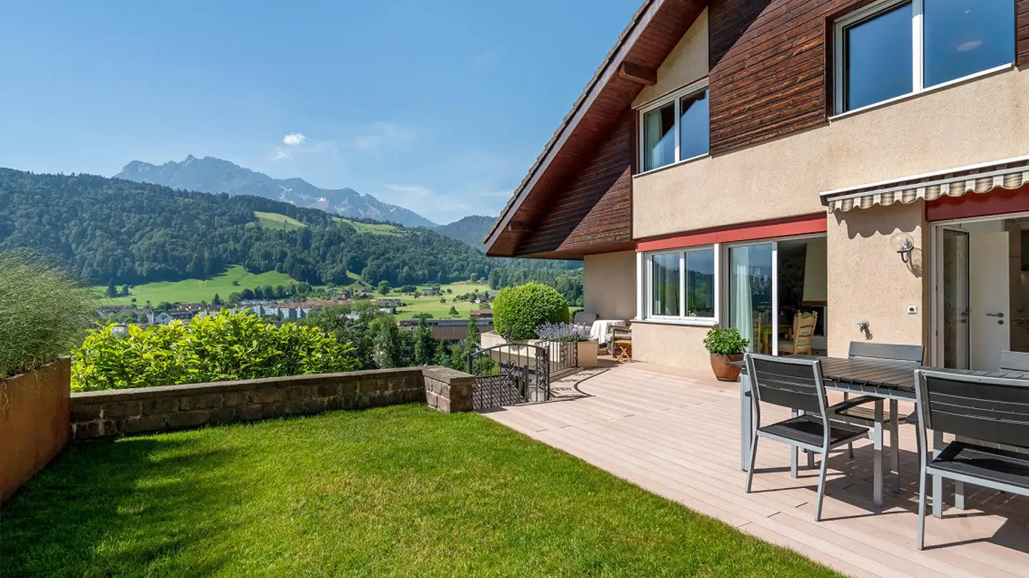 Semi-detached house for sale - 6012 Obernau