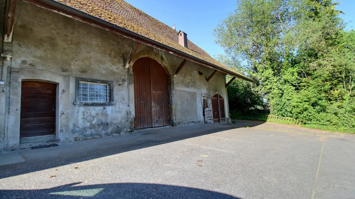 Farm for sale - Route Du Château, 1772 Grolley - Photo 2