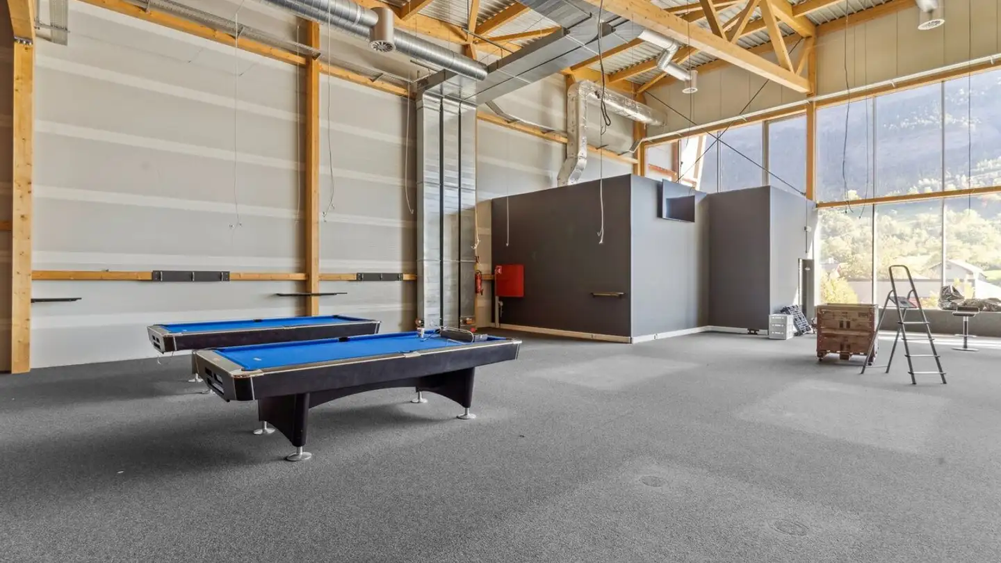 Commercial for rent - 3900 Brig - Photo 2