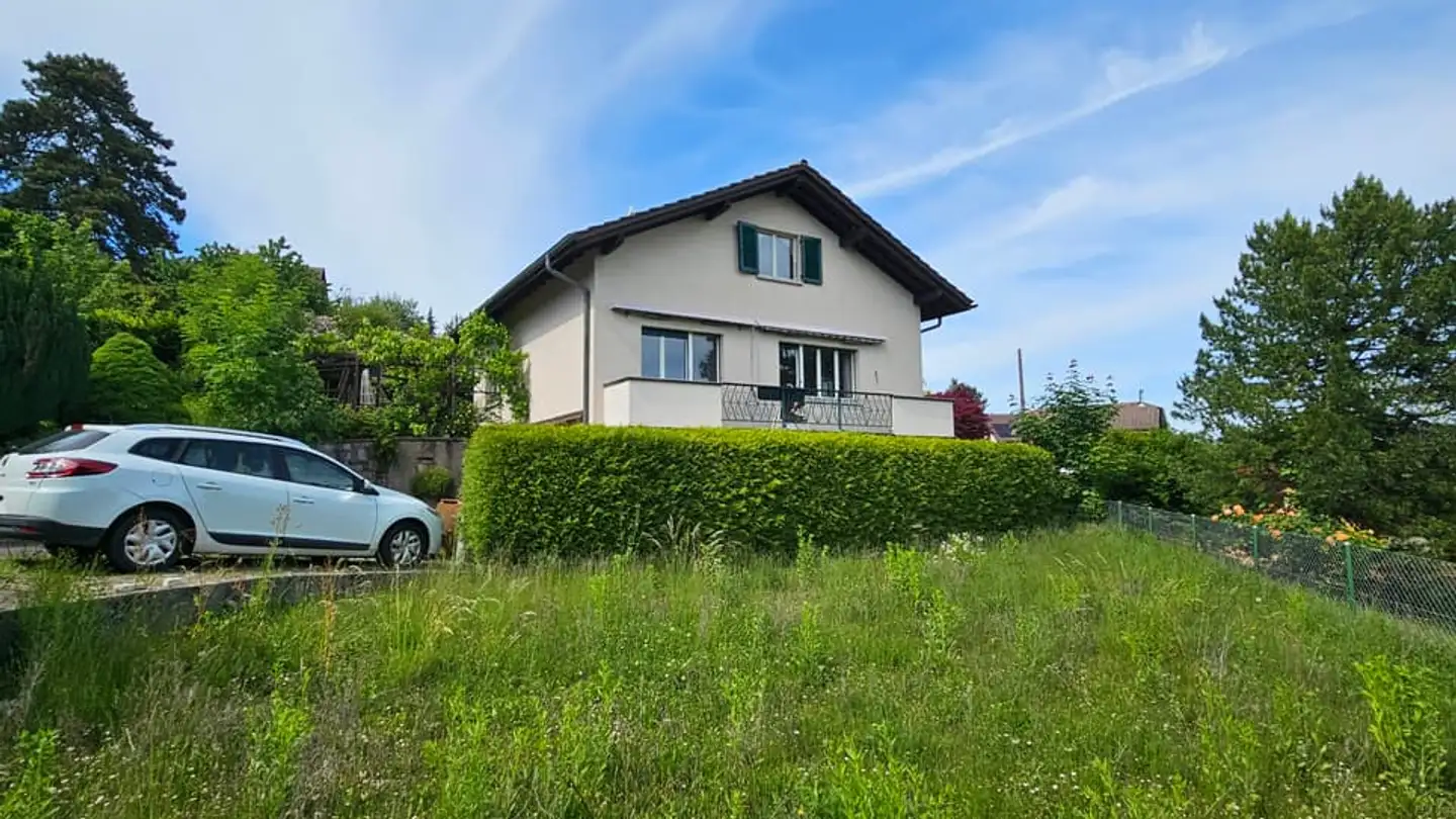Single house for sale - 1305 Penthalaz