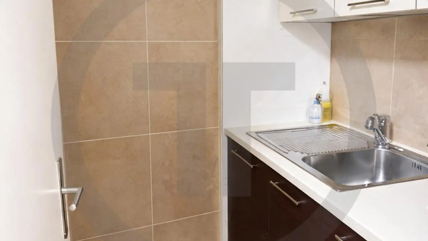 Commercial à louer - 1206 Genève - Photo 3