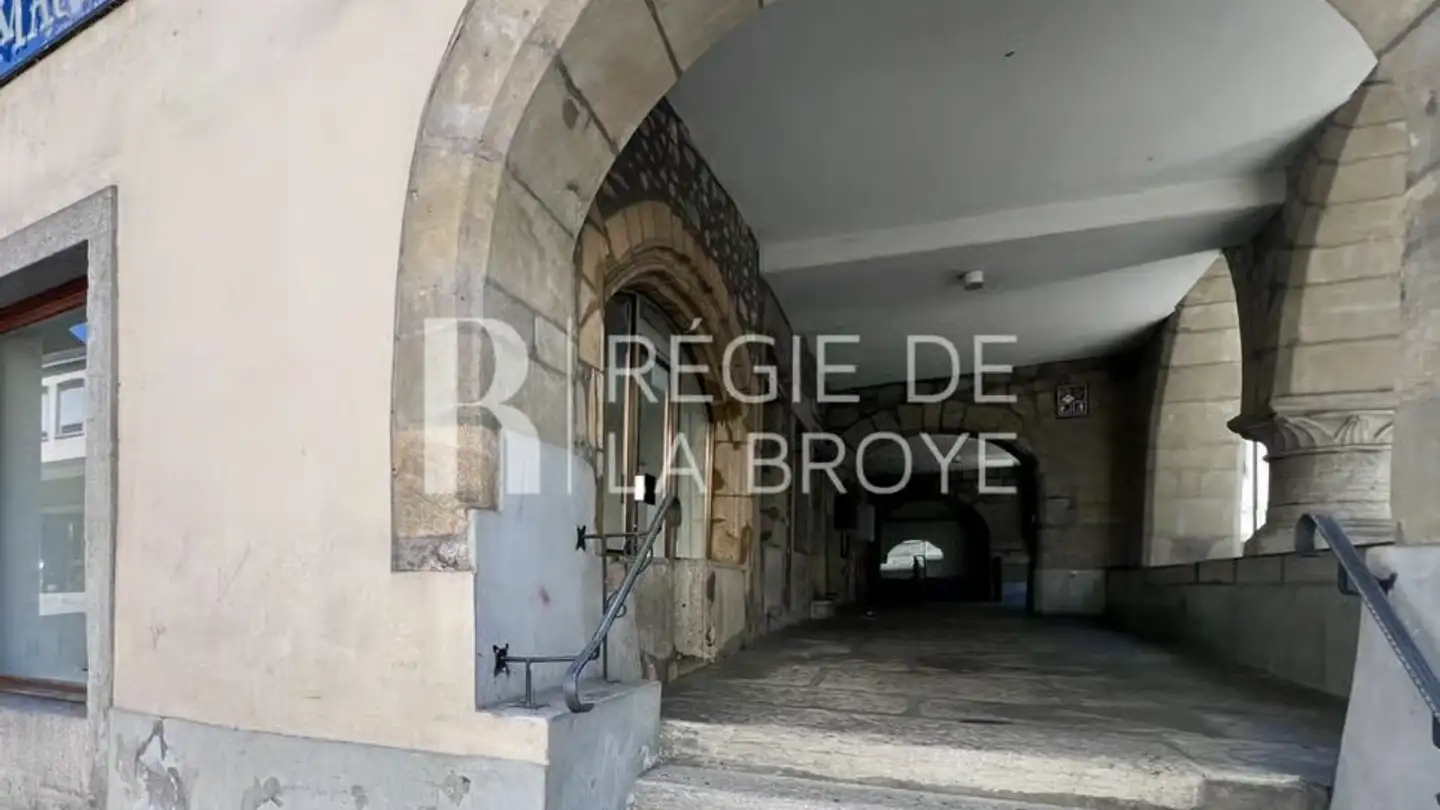 Commerciale in affitto - Rue De L'hôtel De Ville 1, 1470 Estavayer-le-Lac - Foto 4