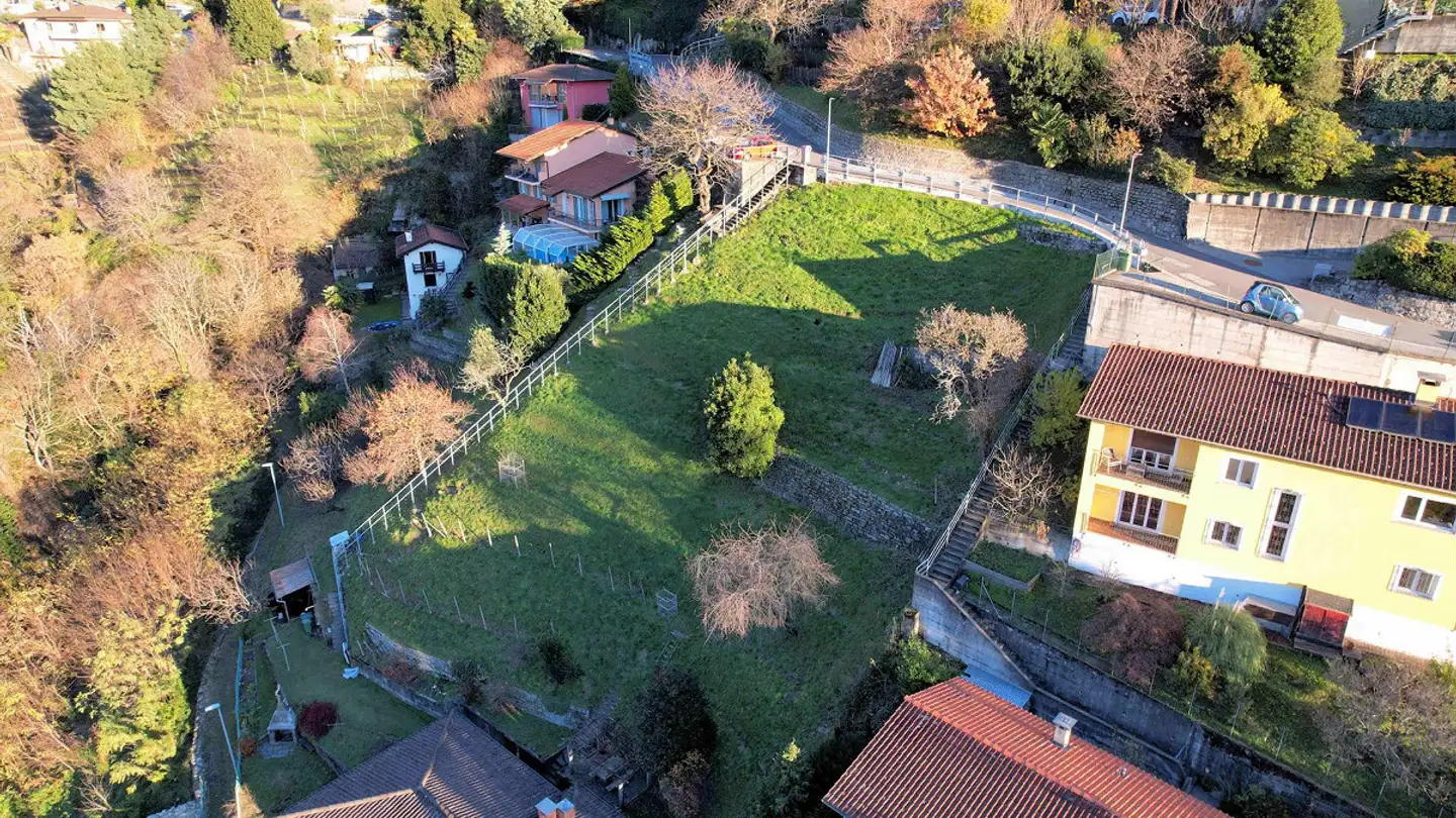 Constructible plot for sale - Via Malmera, 6500 Bellinzona