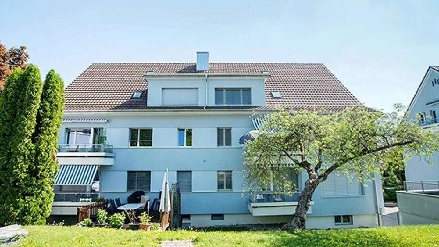 Hobbyraum mieten - Bächelacherstrasse 7, 8132 Hinteregg