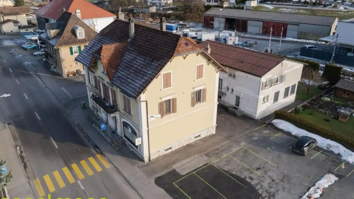 Mischgenutztes Gebäude kaufen - Rue Centrale, 2738 Court - Foto 2