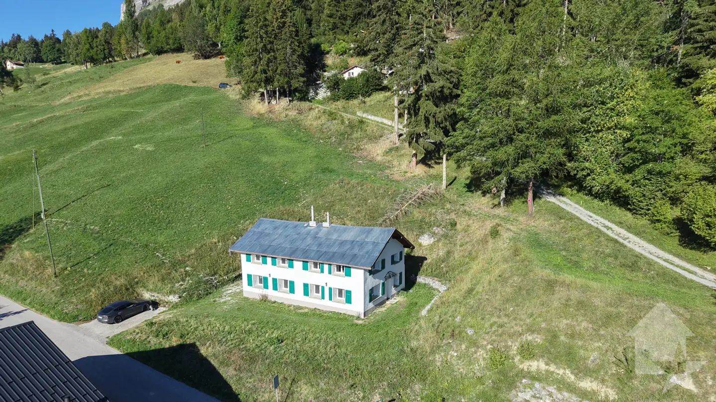 Einfamilienhaus kaufen - 1976 Erde
