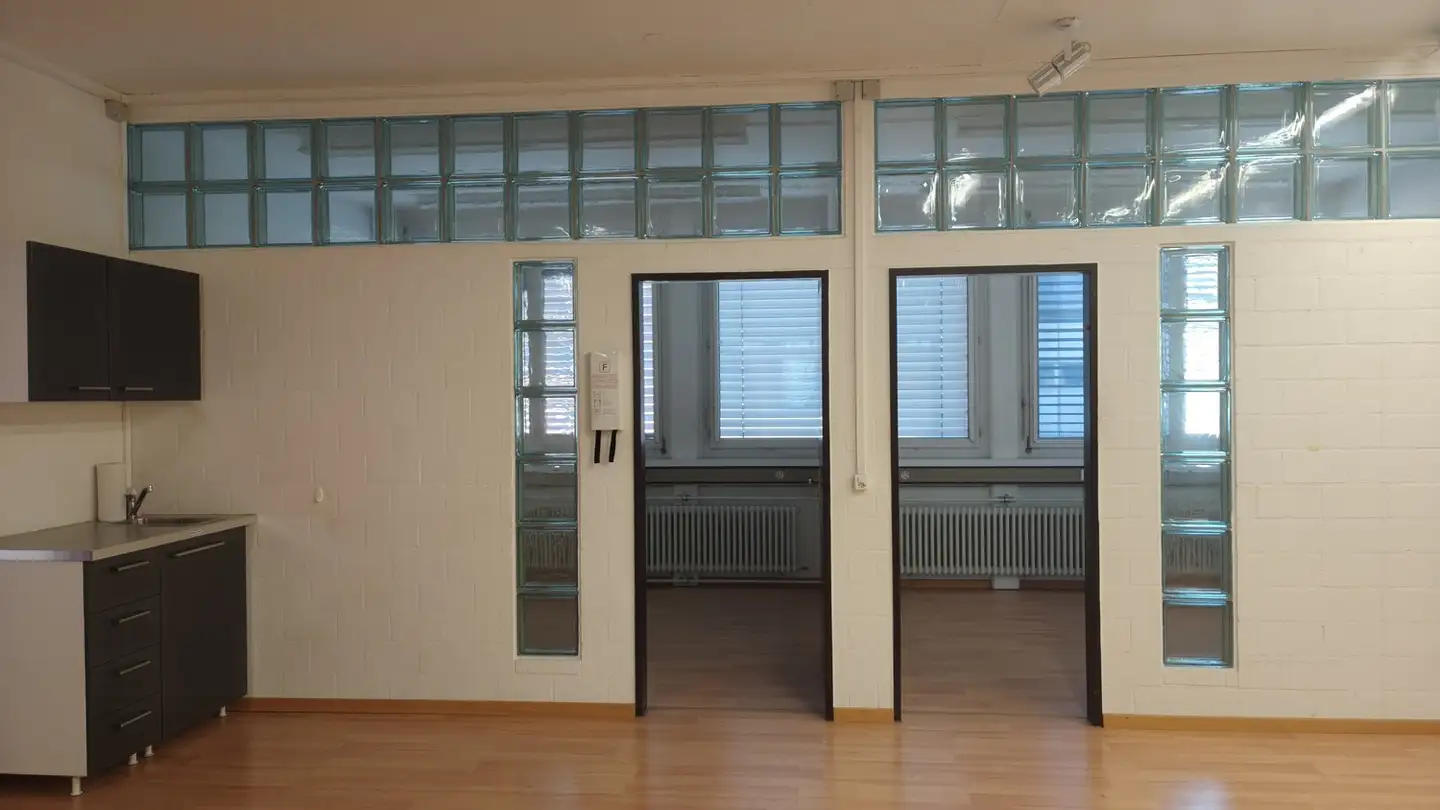 Commercial for rent - Ziegelackerstrasse 9a, 3027 Bern - Photo 3