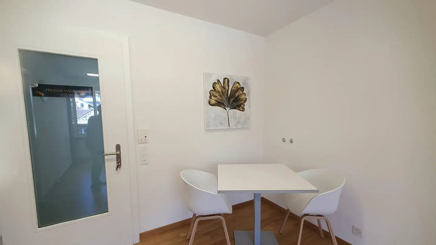 Bürofläche mieten - Staatsstrasse 4, 3653 Oberhofen am Thunersee - Foto 3