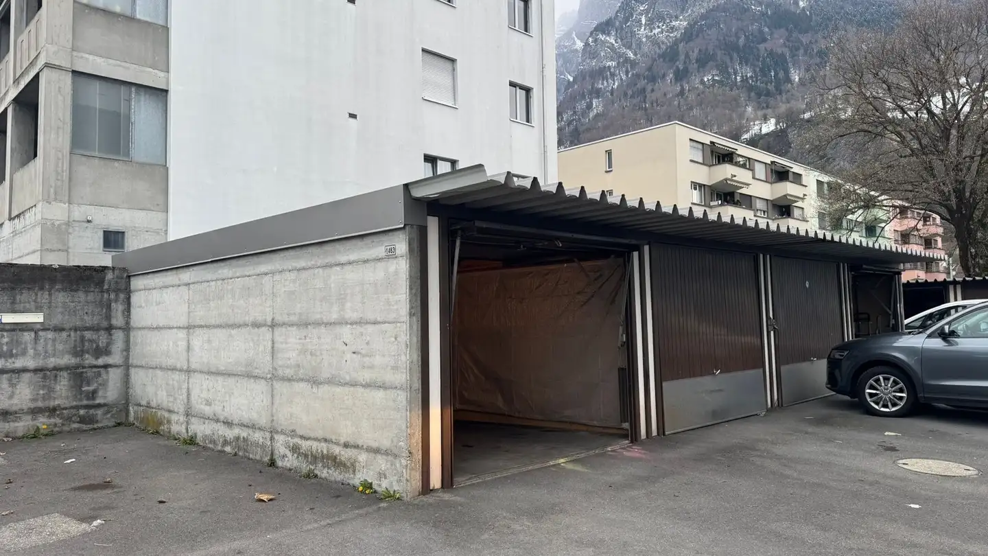 Garage individuel à louer - Gonzenstrasse 2, 7320 Sargans