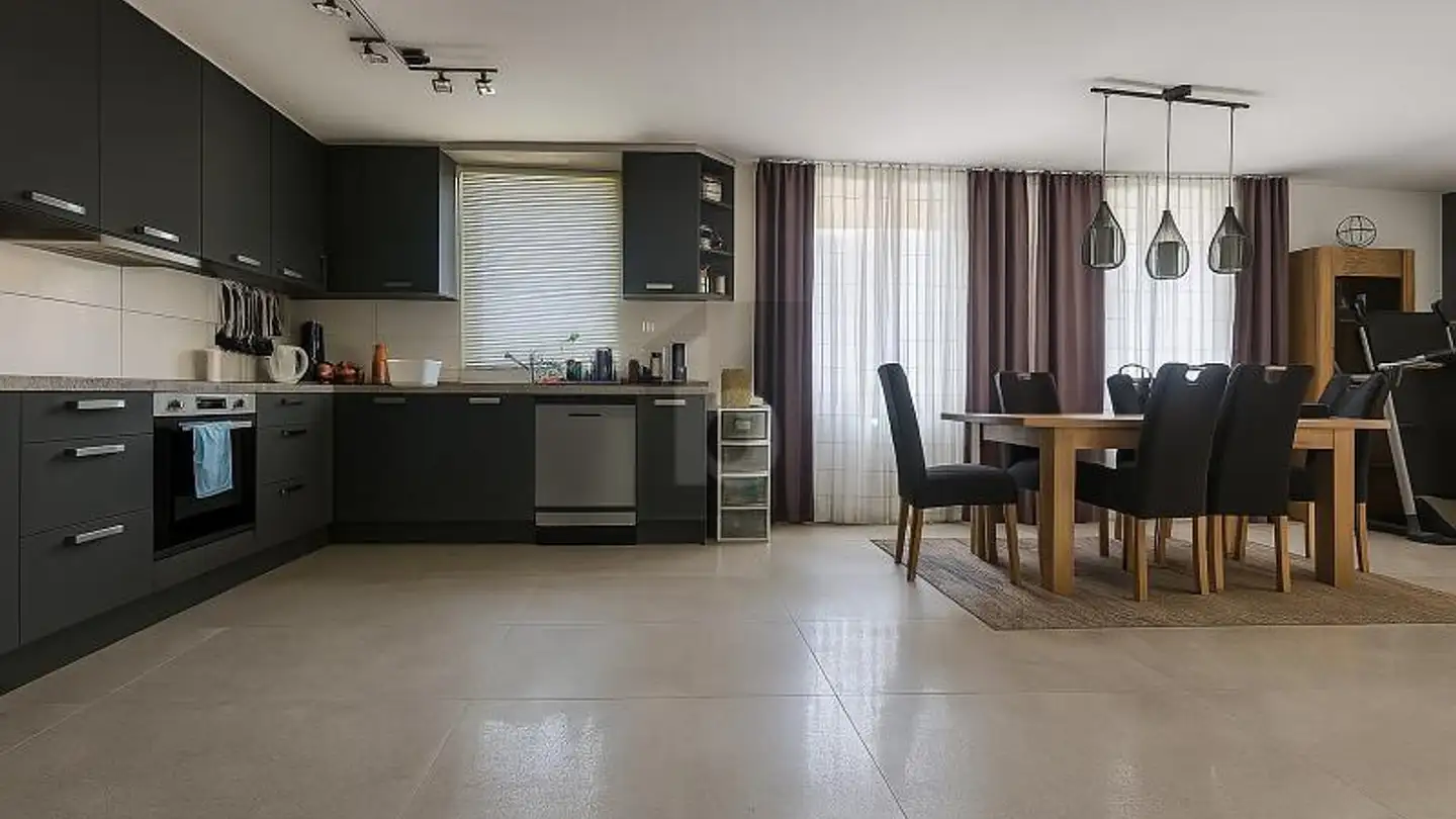 Residential building for sale - 1880 Bex - Photo 3