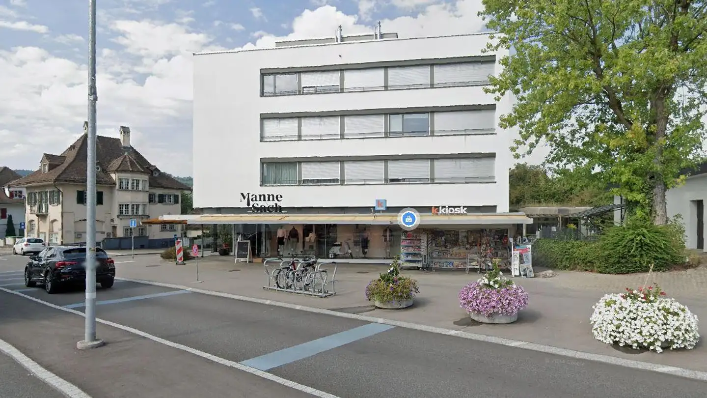 Commercial for rent - Neue Bahnhofstrasse 2, 3110 Münsingen