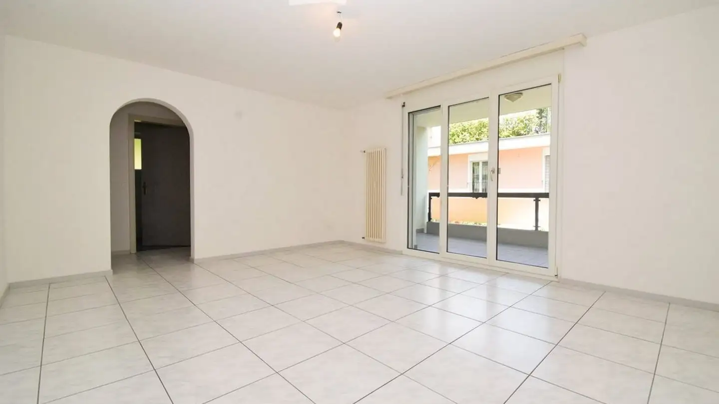 Apartment for rent - 6600 Muralto