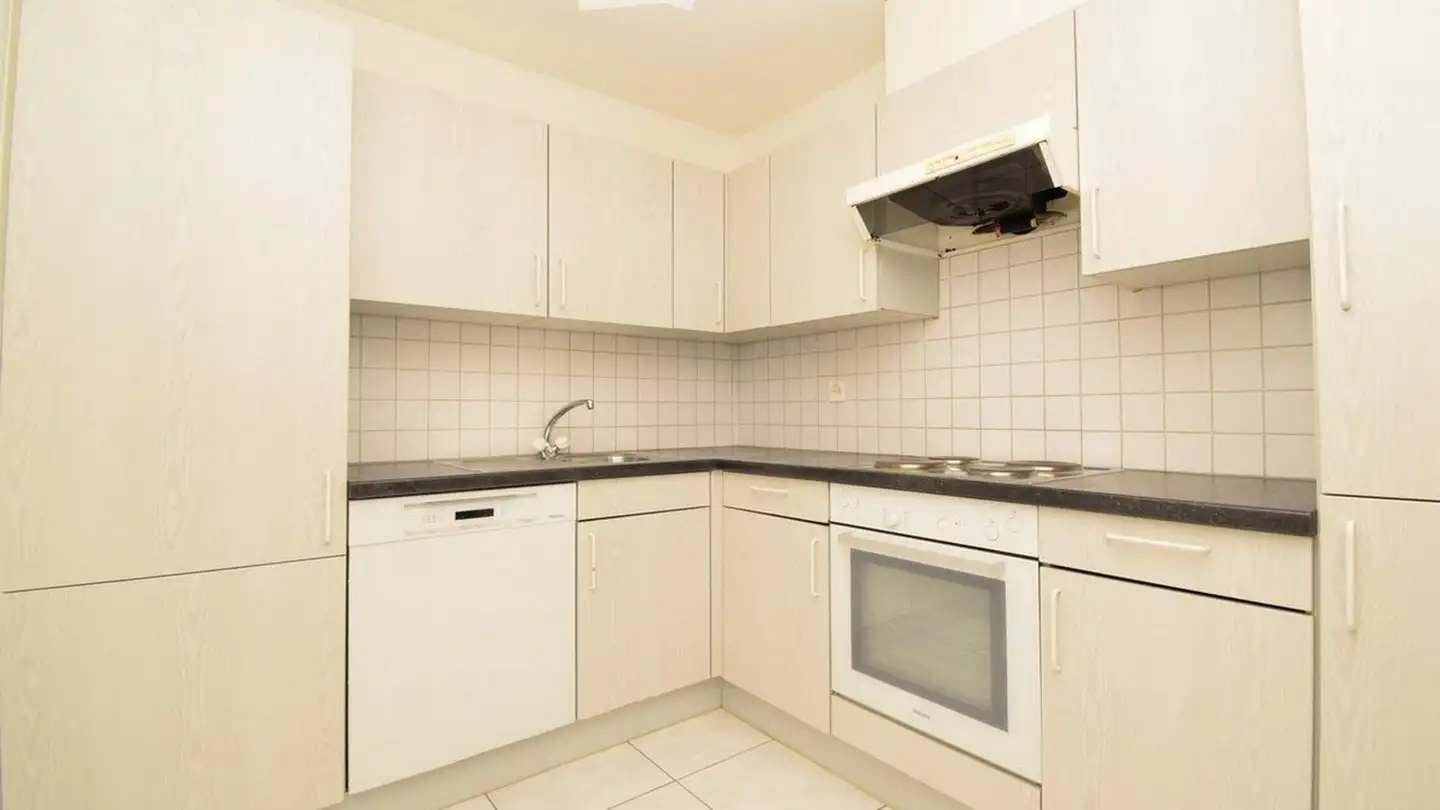 Apartment for rent - 6600 Muralto - Photo 2