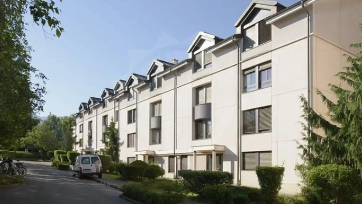 Covered parking space for rent - Chemin Charles- Poluzzi 33, 1227 Carouge GE