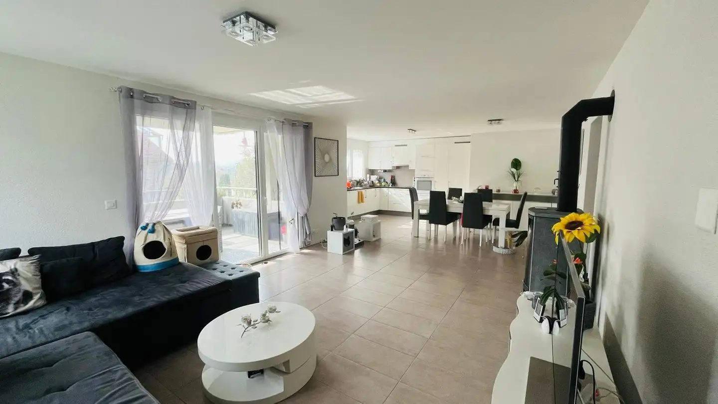 Apartment for rent - 1055 Froideville