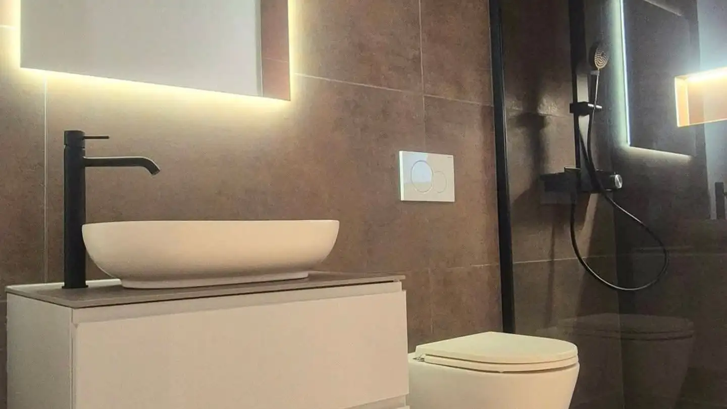 Appartement à louer - 6742 Pollegio