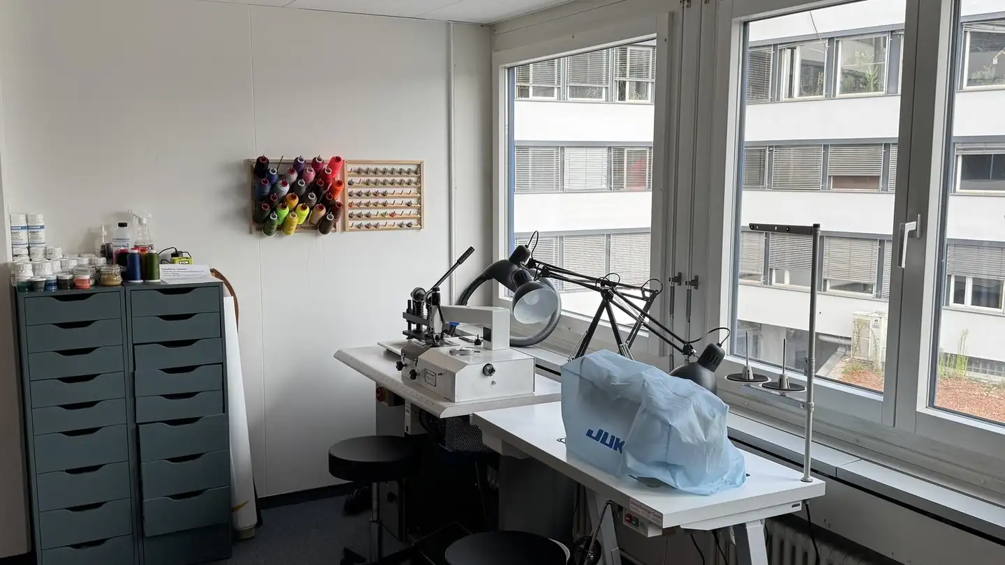 Bureau à louer - Hermetschloostrasse 77, 8048 Zürich - Photo 2