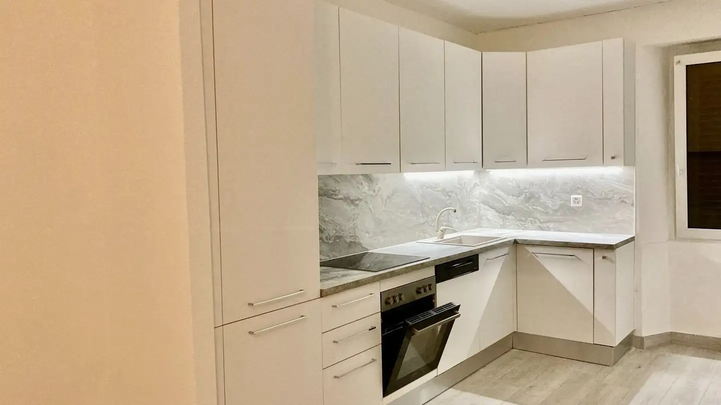 Appartement à louer - Via Cantonale, 6527 Lodrino