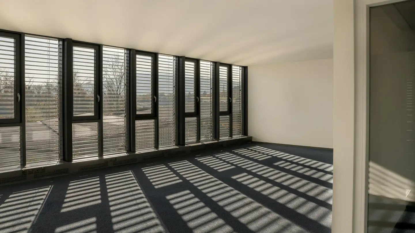 Bürofläche mieten - Gewerbestrasse 7, 4147 Aesch BL - Foto 3