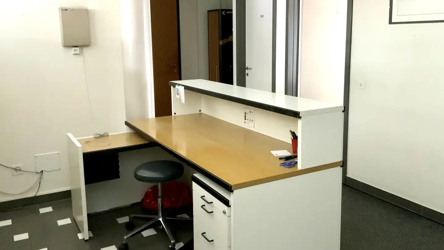 Bureau à louer - Via Pian Della Croce 9, 6760 Faido - Photo 4