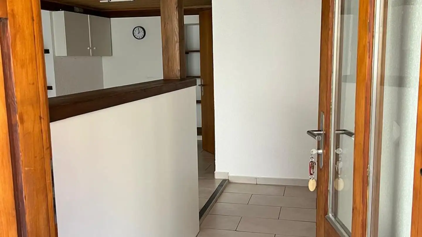 Commercial à louer - Rue de l'Eglise 18, 2900 Porrentruy - Photo 2