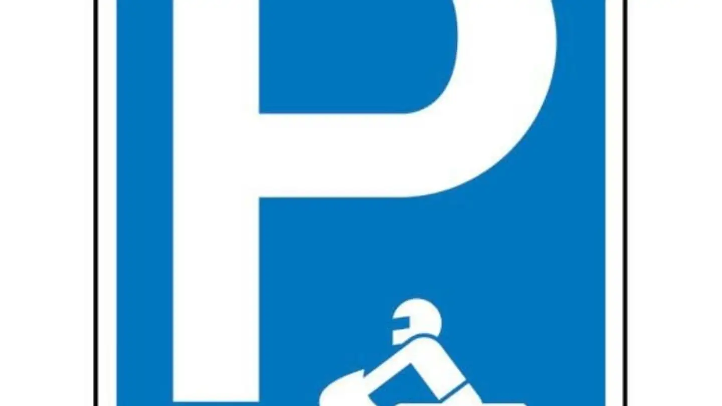 Place de parking intérieure pour moto à louer - Lauriedhofweg 6b, 6300 Zug