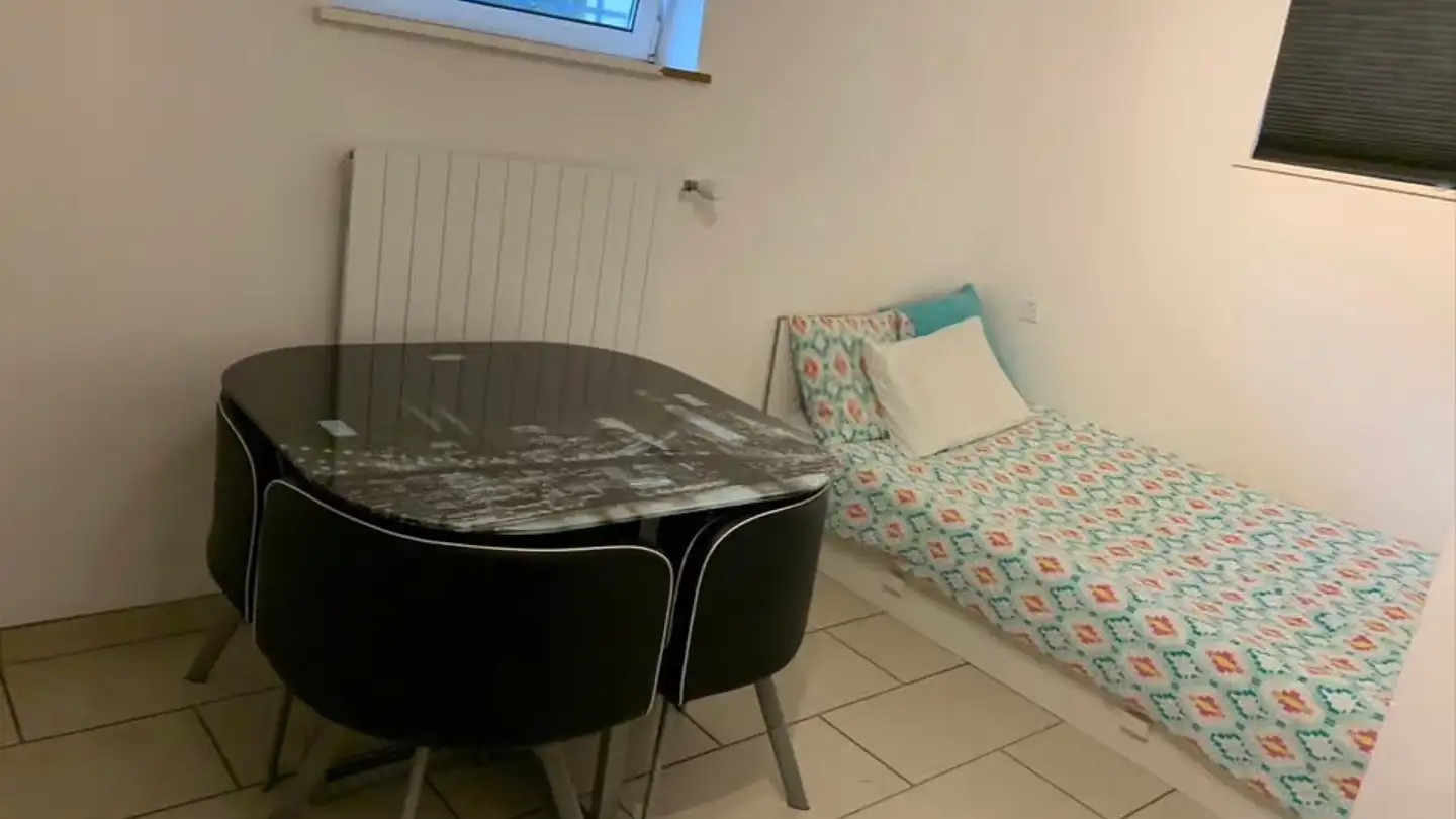 Appartamento in affitto - Avenue du Château 3, 1020 Renens VD - Foto 2