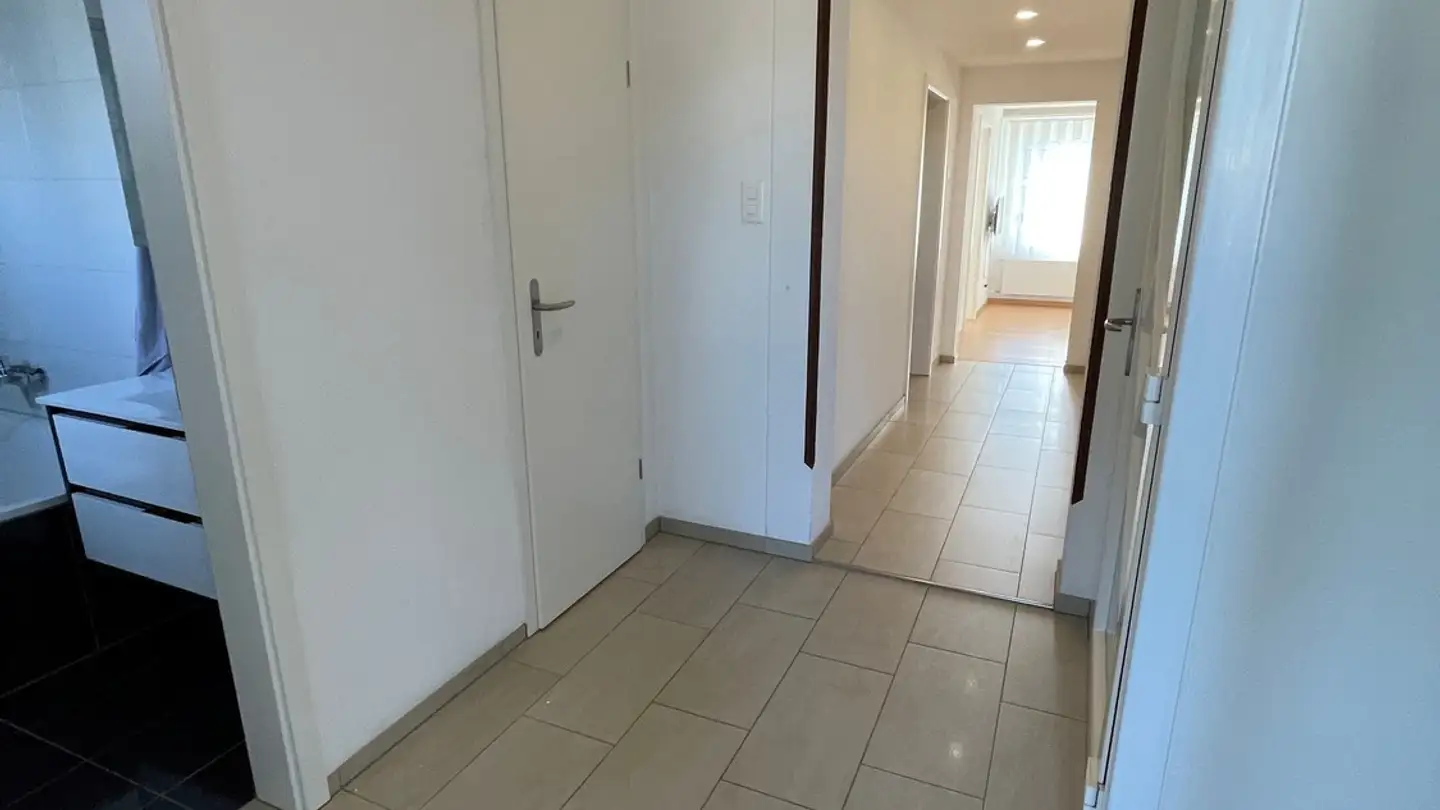 Wohnung mieten - Bernstrasse, 4665 Oftringen