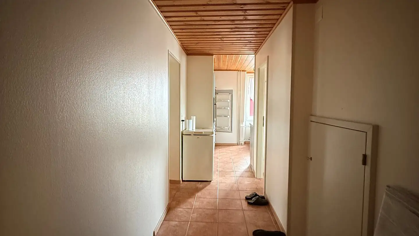 Wohnung mieten - Rue Léo-Châtelain, 2063 Fenin - Foto 2